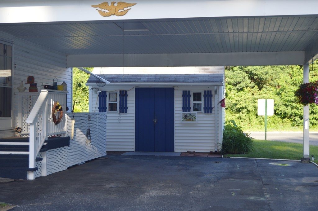 59 Somerset Road Chicopee, MA 01020 - Photo 10 of 25 Gallery Image 10