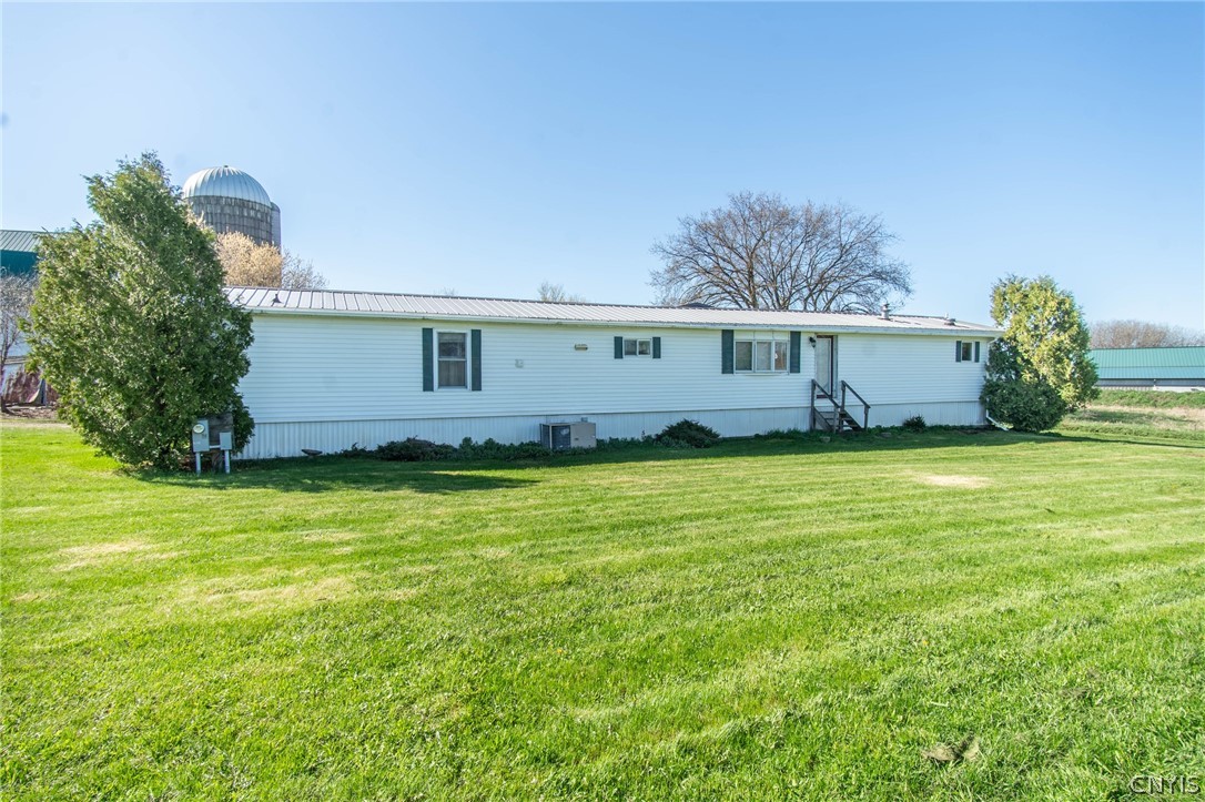 36976 State Street Clayton, NY 13624 - Photo 4 of 15