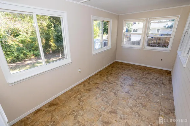 a view of empty room with window