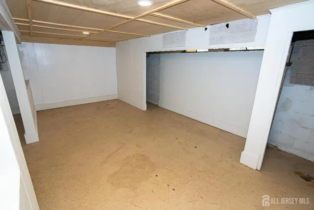 a view of a room with an empty space