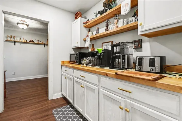 $700,000 | 197 Hills Creek Road, Taylorsville, GA 30178
