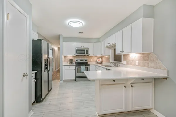 $298,900 | 210 Jose Poco, Fritch, TX 79036