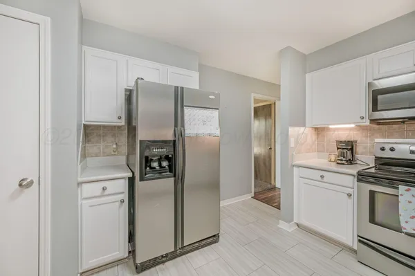 $298,900 | 210 Jose Poco, Fritch, TX 79036