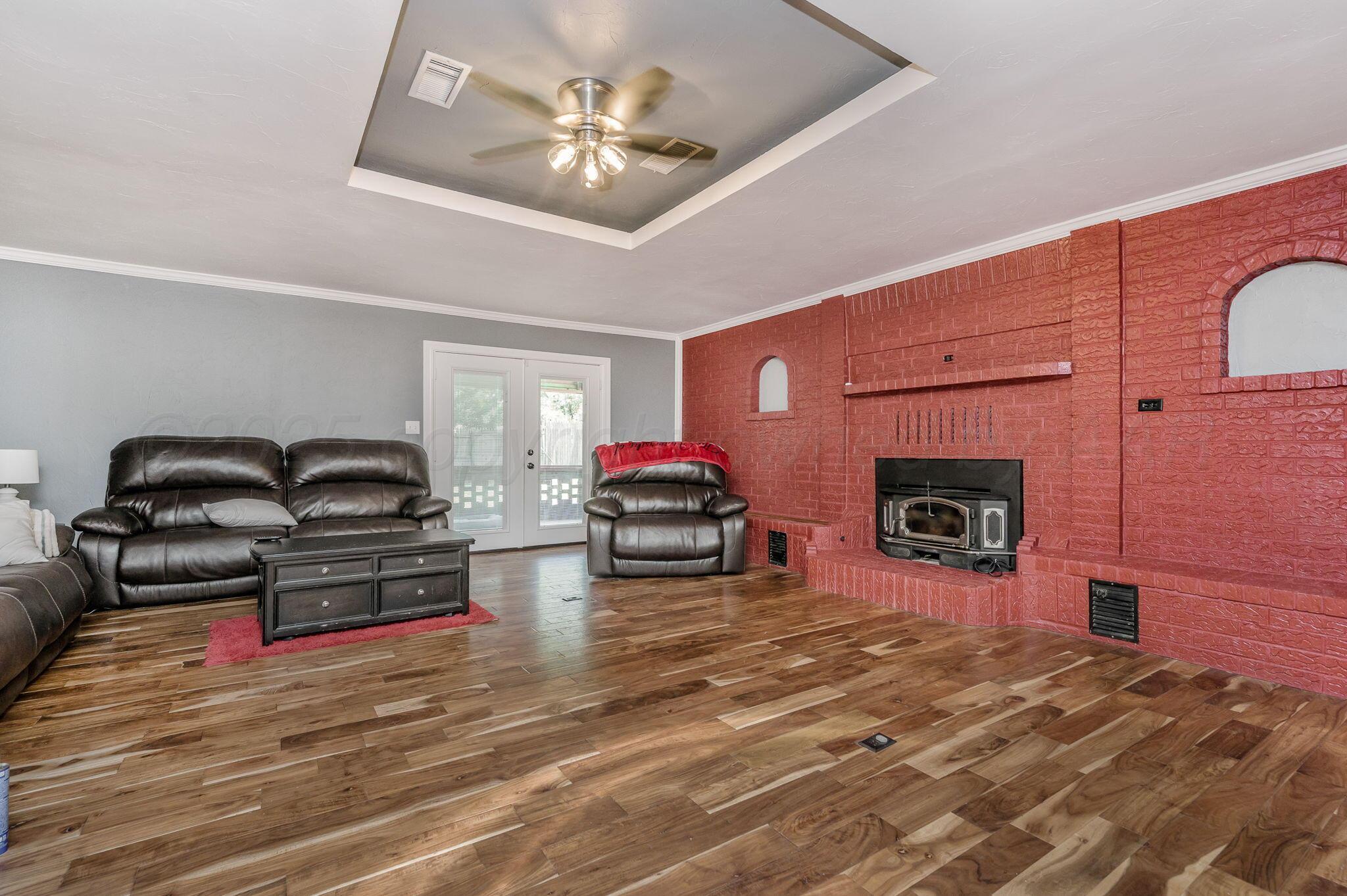 210 Jose Poco Fritch, TX 79036 - Photo 5 of 29 210 Jose Poco 16
