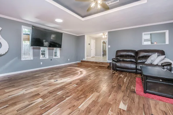 $298,900 | 210 Jose Poco, Fritch, TX 79036