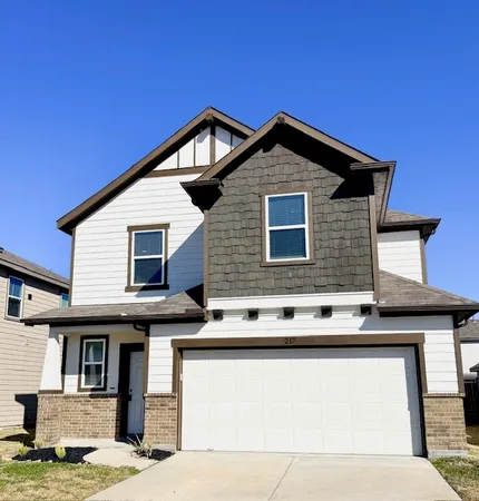 $2,300 | 217 Laura Leigh Lane, Angleton, TX 77515