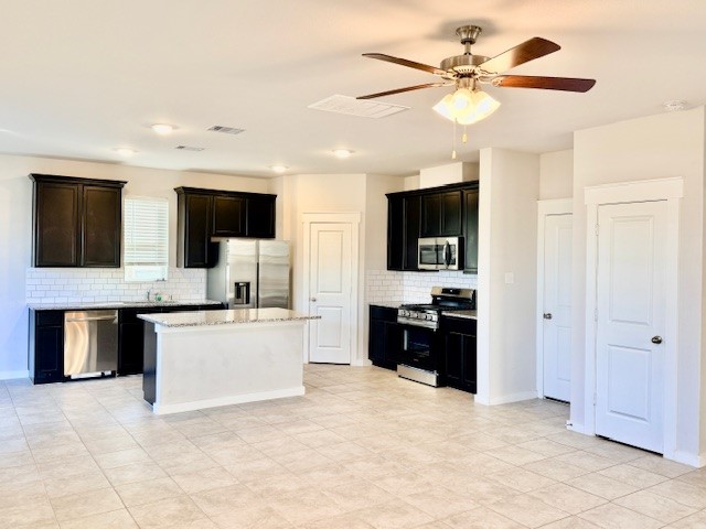 217 Laura Leigh Lane Angleton, TX 77515 - Photo 3 of 15