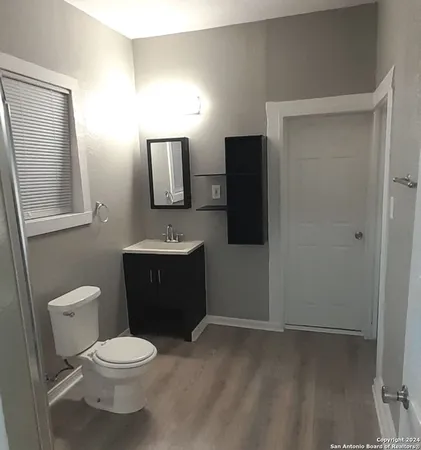 $905 | 403 Terrell Avenue, Unit 5, San Antonio, TX 78214