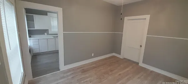 $905 | 403 Terrell Avenue, Unit 5, San Antonio, TX 78214