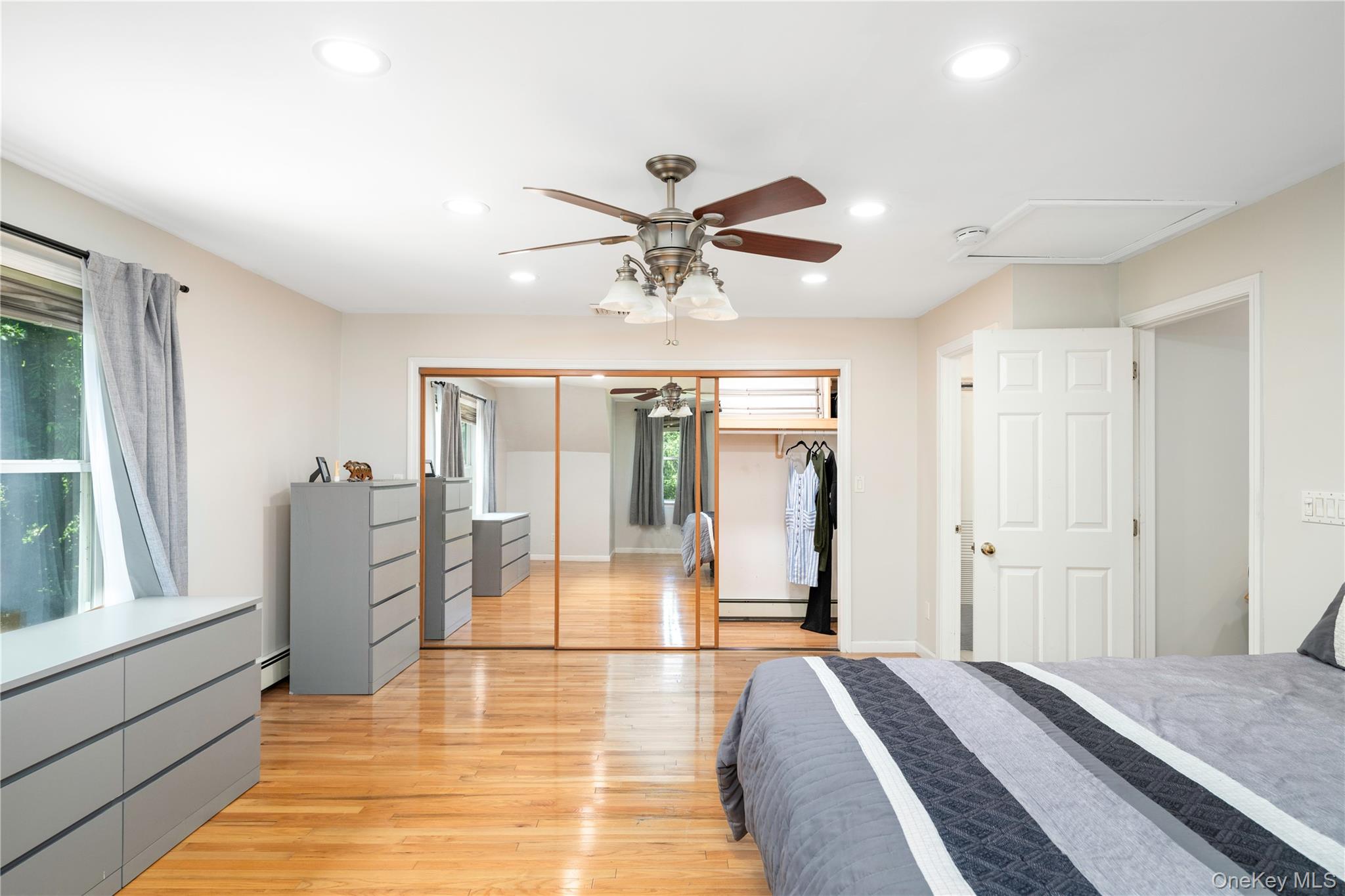 22 Elm Road Lake Peekskill, NY 10537 - Photo 20 of 46 custom closets
