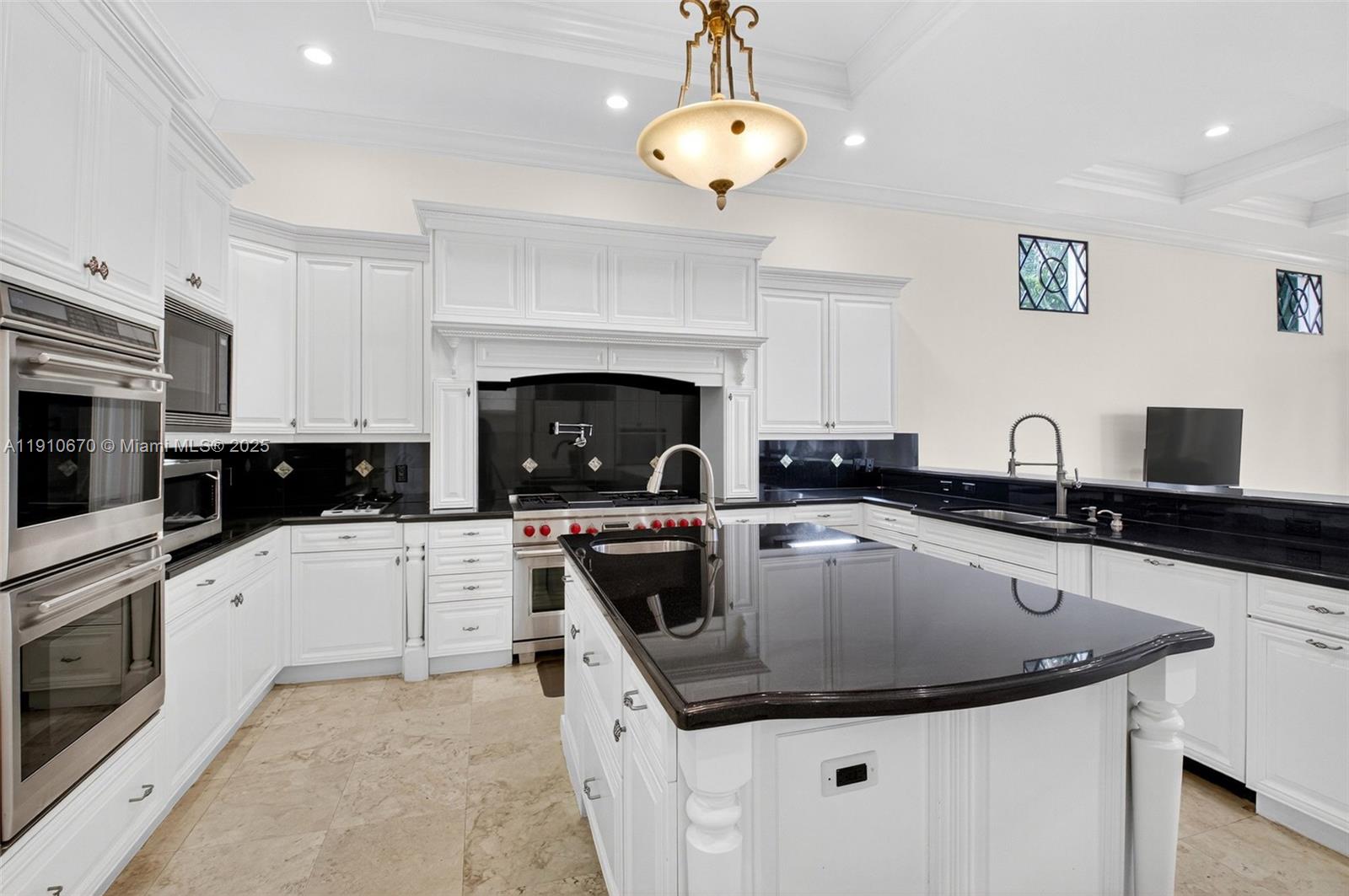 9597 Bridgebrook Drive Boca Raton, FL 33496 - Photo 16 of 88