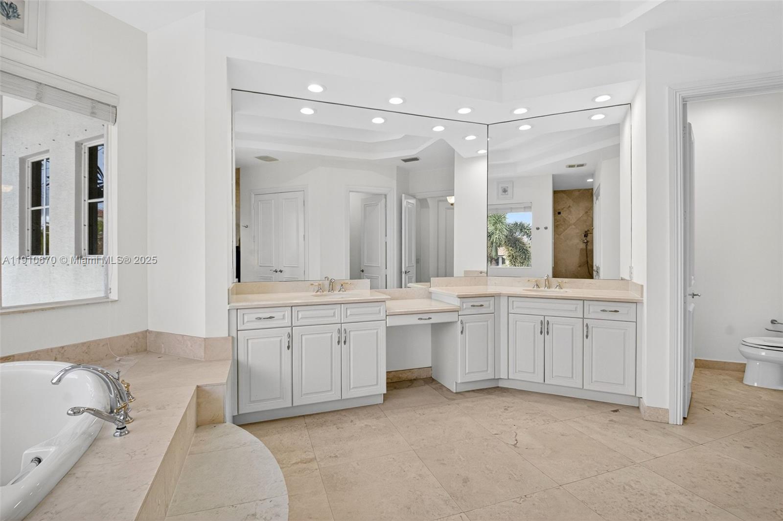 9597 Bridgebrook Drive Boca Raton, FL 33496 - Photo 49 of 88