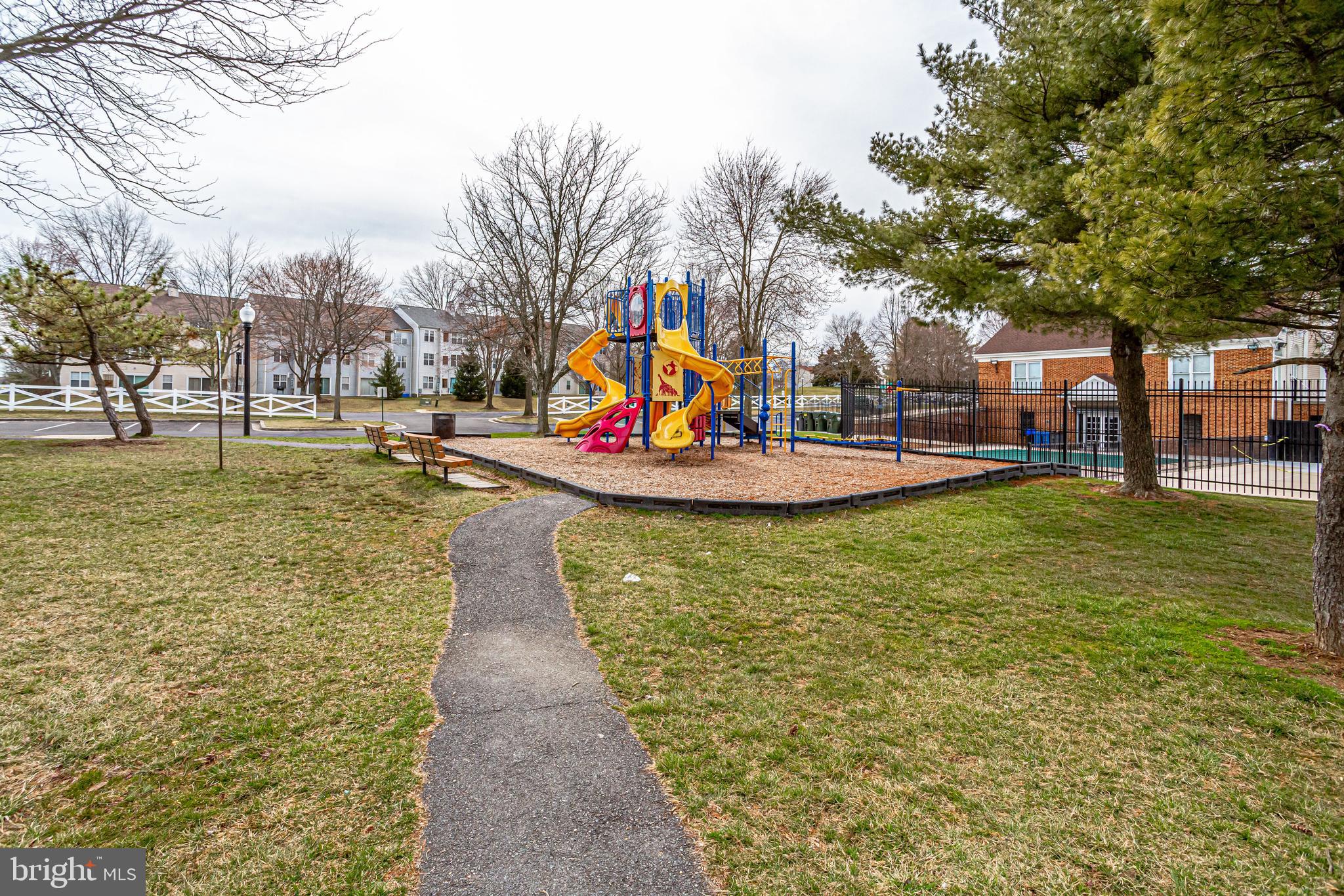 14101 Valleyfield Drive, Unit 34 Silver Spring, MD 20906 - Photo 37 of 39