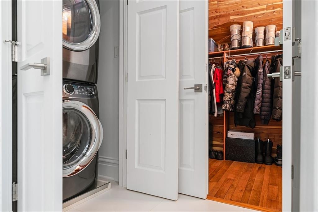 125 Justabout Road Venetia, PA 15367 - Photo 22 of 50 with laundry and walk-in cedar closet