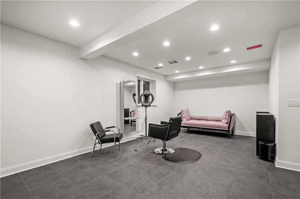 125 Justabout Road Venetia, PA 15367 - Photo 39 of 50 29x18 flex room/spa room