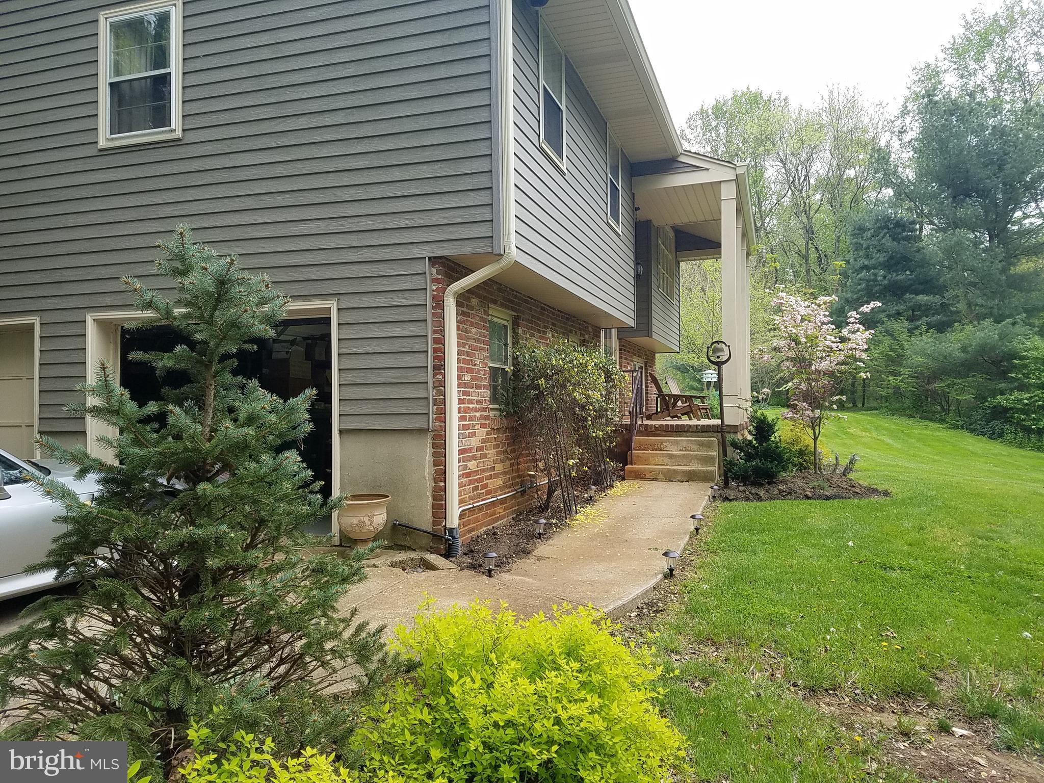 19 Waln Road Chesterfield, NJ 08515 - Photo 3 of 30
