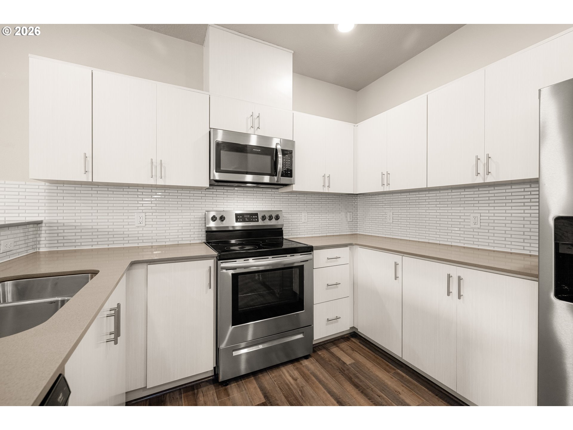 17137 Southwest Appledale Road, Unit 304 Beaverton, OR 97007 - Photo 6 of 33