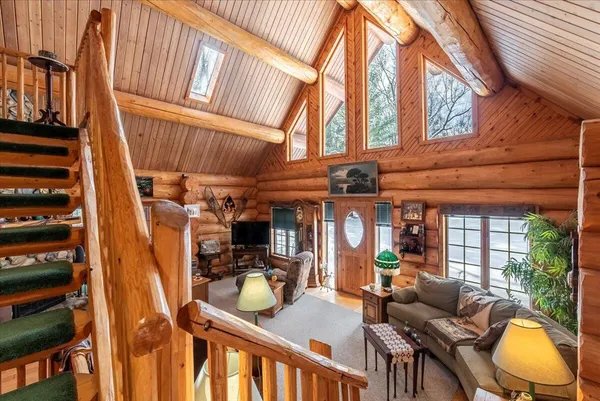 $600,000 | 11550 North Hilltop Drive, Irons, MI 49644