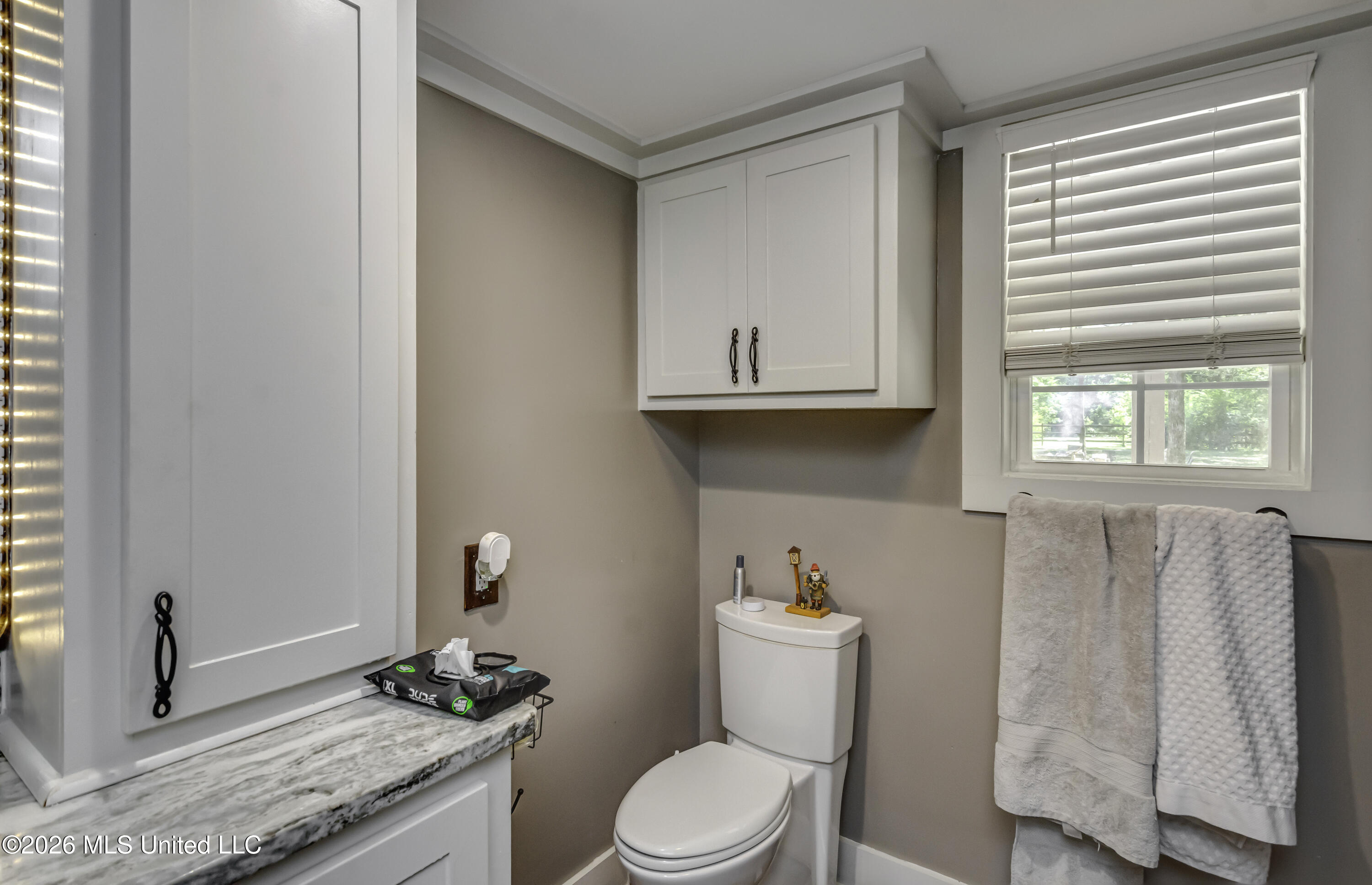 214 B Parks Road Jackson, MS 39212 - Photo 16 of 47 Bathroom