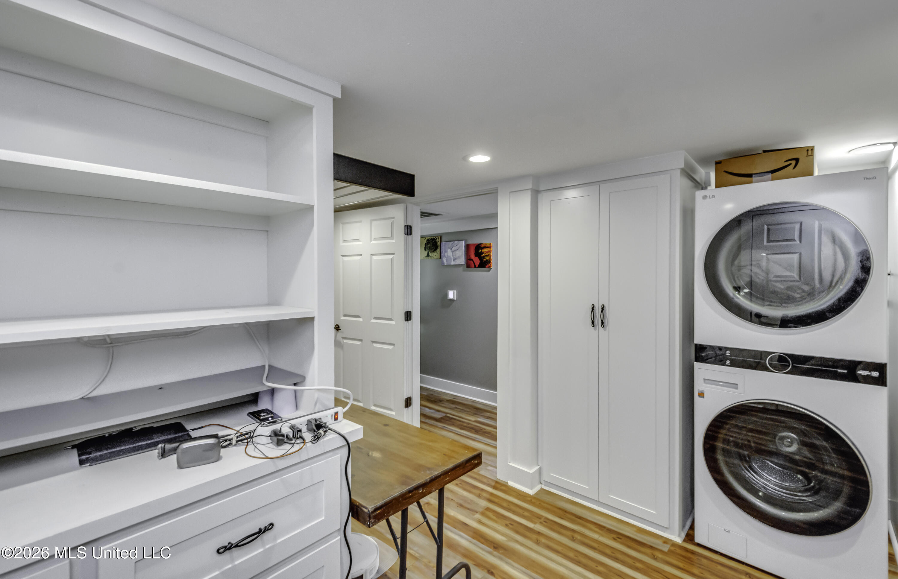 214 B Parks Road Jackson, MS 39212 - Photo 21 of 47 Laundry area