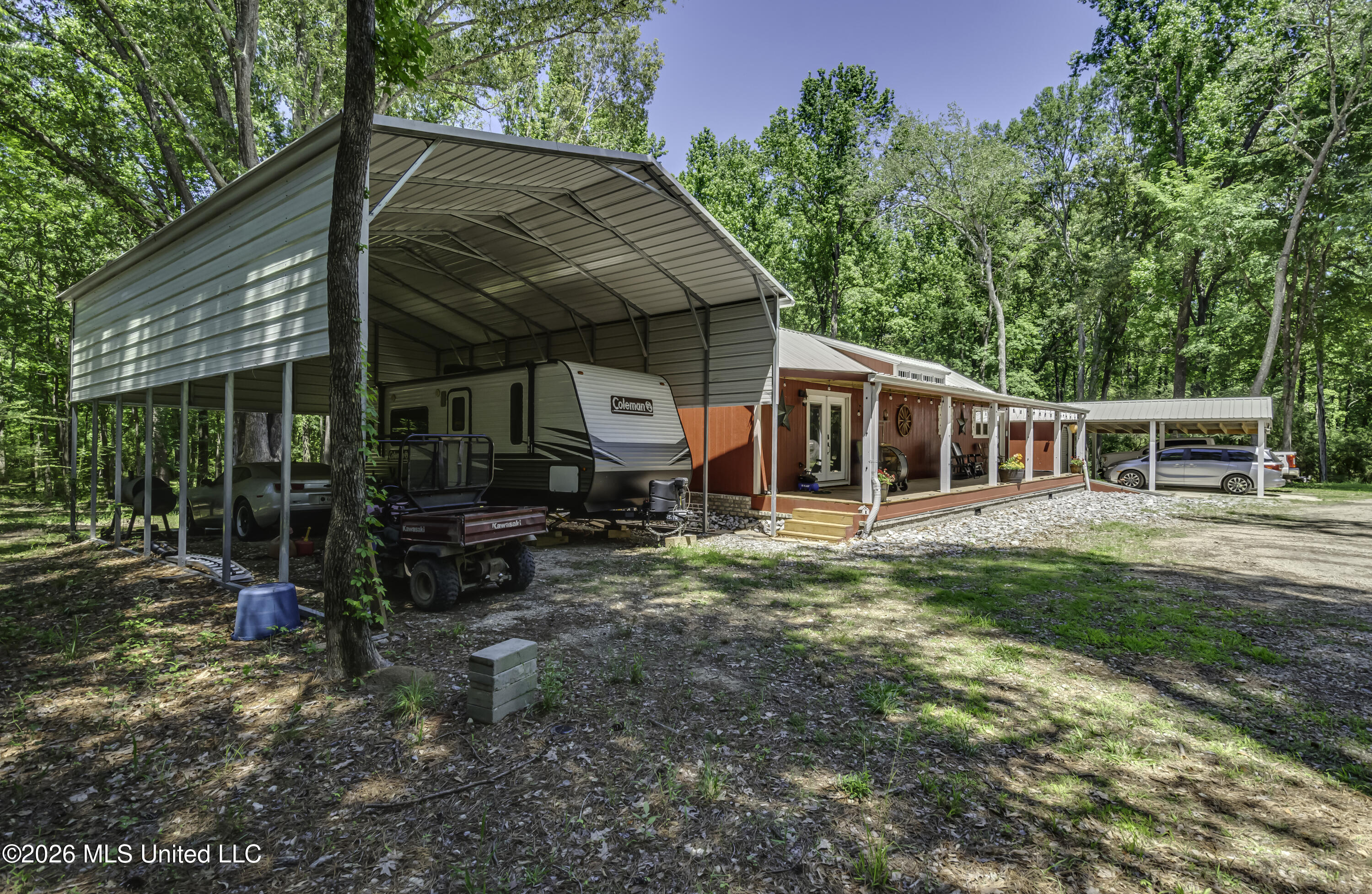 214 B Parks Road Jackson, MS 39212 - Photo 34 of 47 RV shed