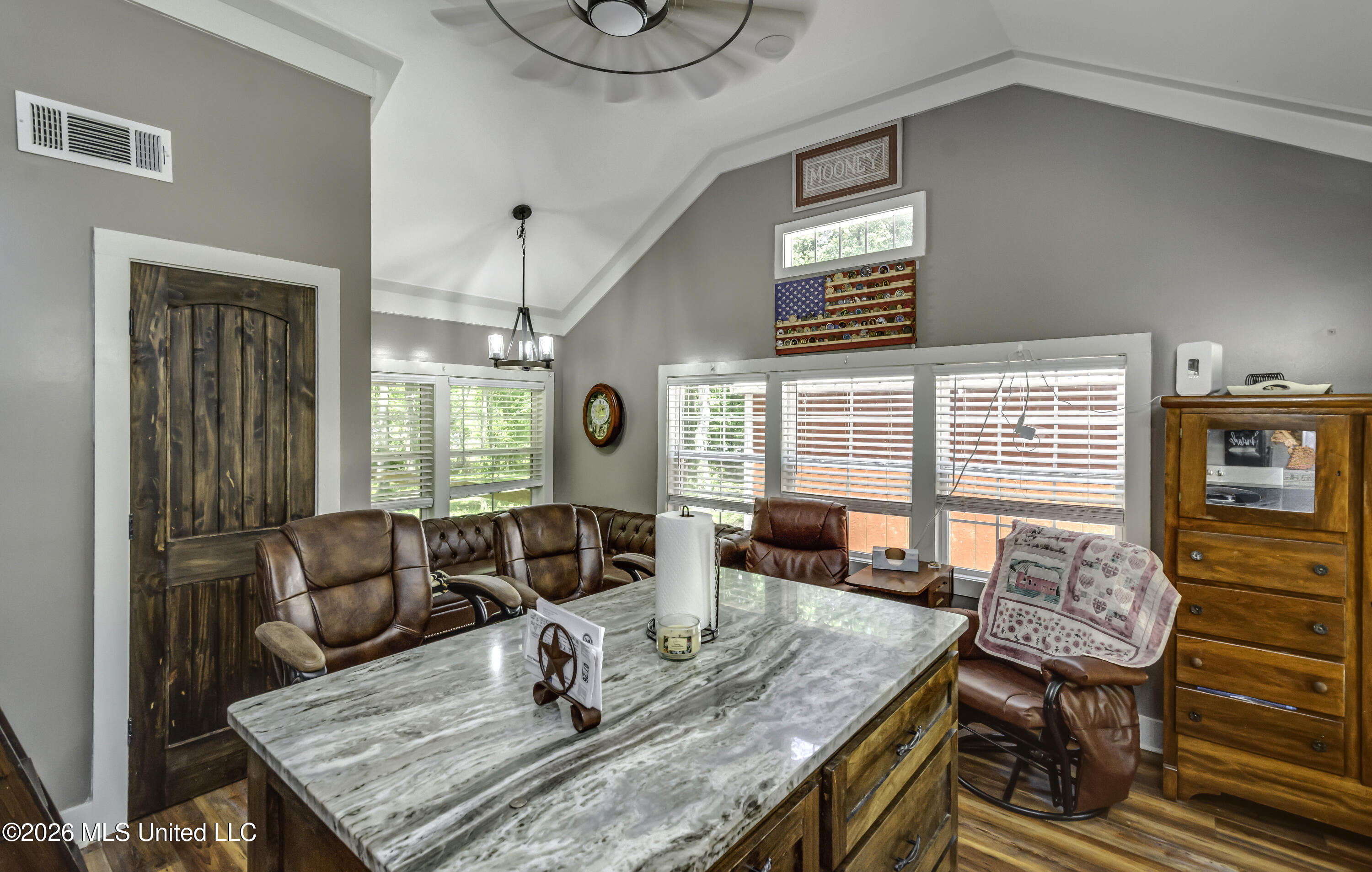 214 B Parks Road Jackson, MS 39212 - Photo 7 of 47 Kitchen island