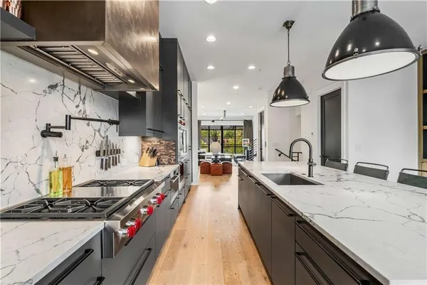 $10,000 | 661 Auburn Avenue Northeast, Unit 16, Atlanta, GA 30312