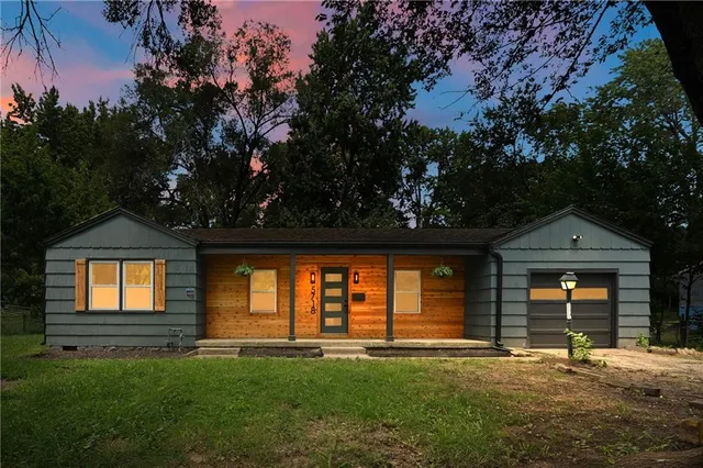 $239,500 | 5718 Edith Avenue, Kansas City, KS 66104