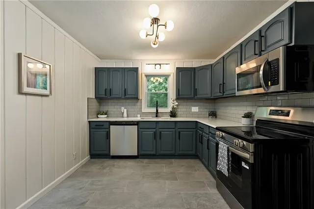 $239,500 | 5718 Edith Avenue, Kansas City, KS 66104