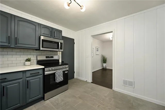 $239,500 | 5718 Edith Avenue, Kansas City, KS 66104