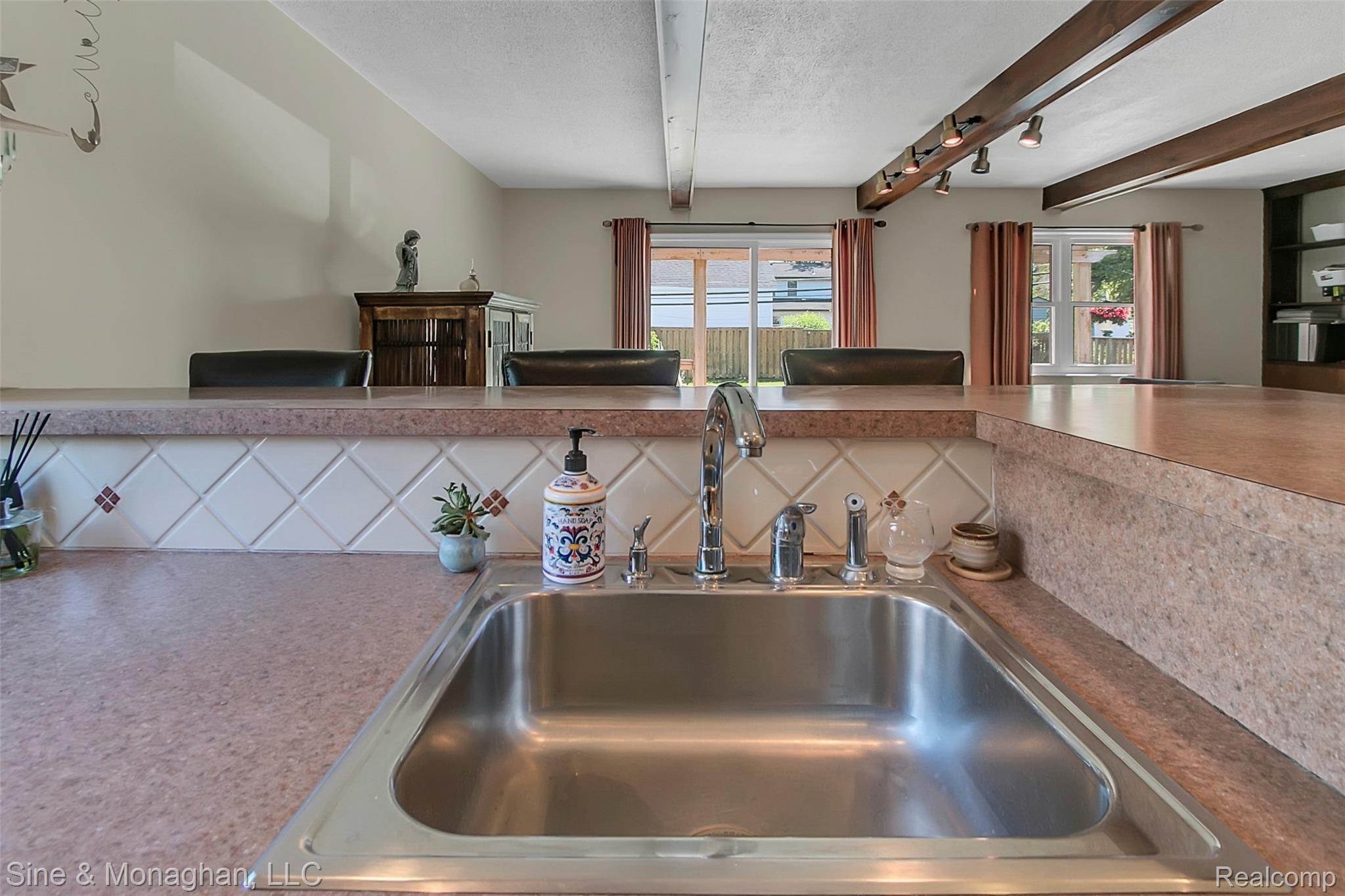 1751 Hawthorne Road Grosse Pointe, MI 48236 - Photo 8 of 37 1751_Hawthorne - HD Drone Photography-23.jpg