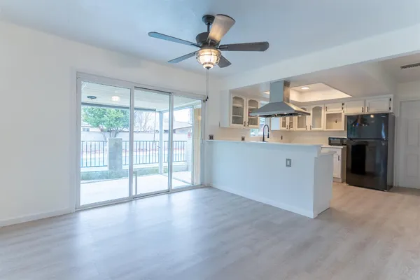 $359,999 | 4883 East Michigan Avenue, Fresno, CA 93703
