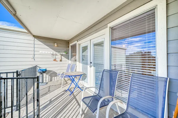 $399,999 | 806 Highcrest Drive, Unit 19, Granite Shoals, TX 78654