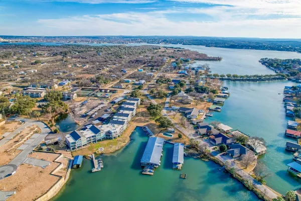 $399,999 | 806 Highcrest Drive, Unit 19, Granite Shoals, TX 78654