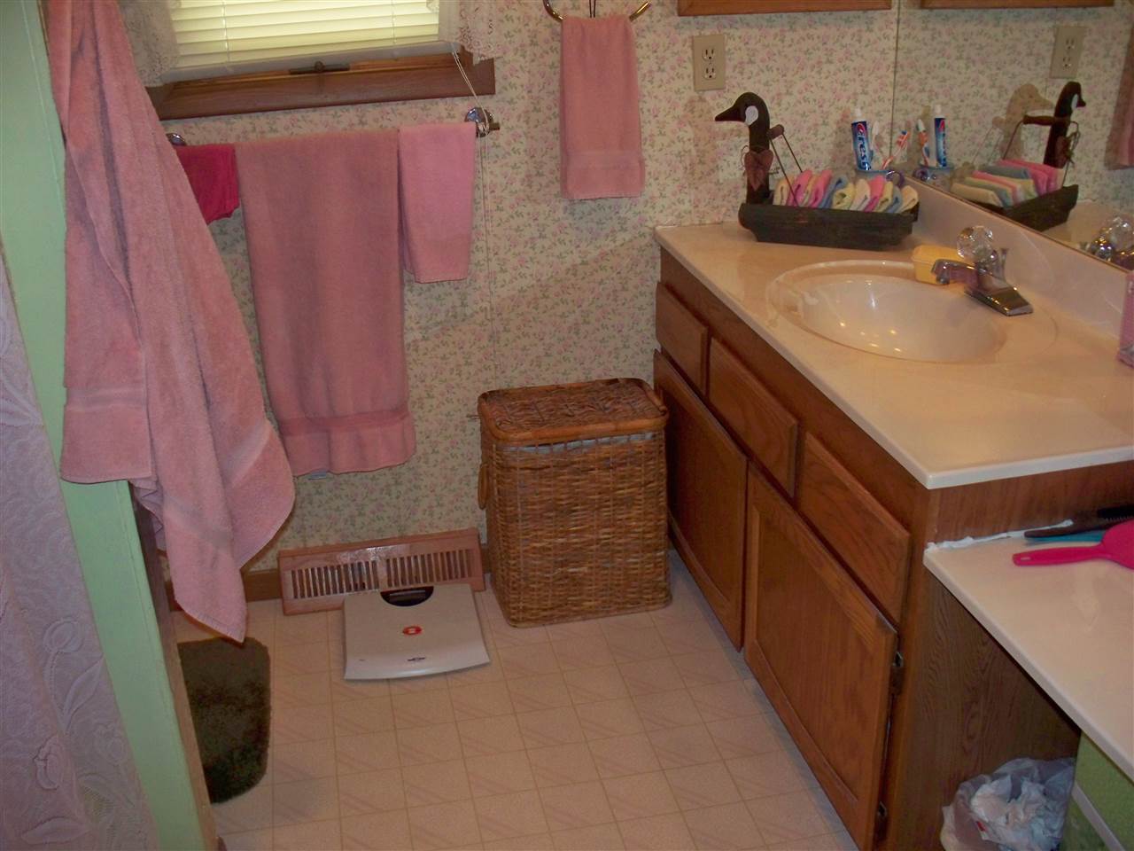 811 East Hubbardton Road Castleton, VT 05735 - Photo 7 of 20