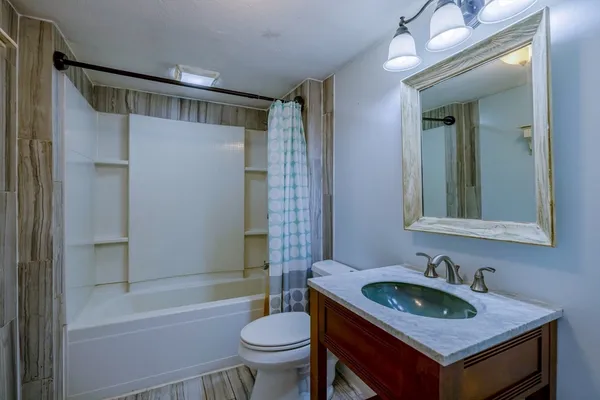 $395,000 | 160 Stafford Road, Holland, MA 01521