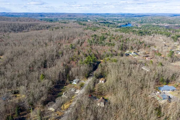 $395,000 | 160 Stafford Road, Holland, MA 01521