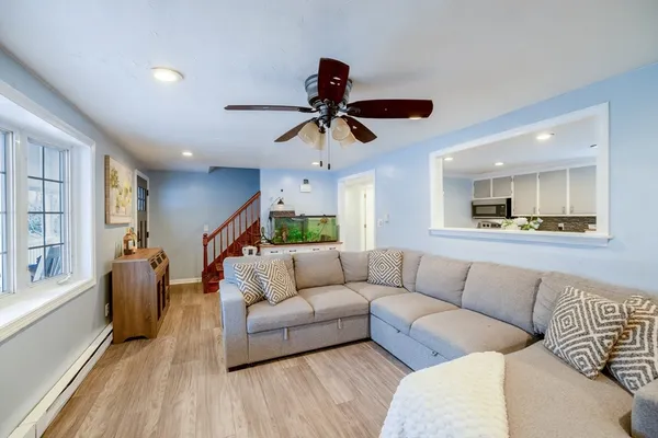 $395,000 | 160 Stafford Road, Holland, MA 01521