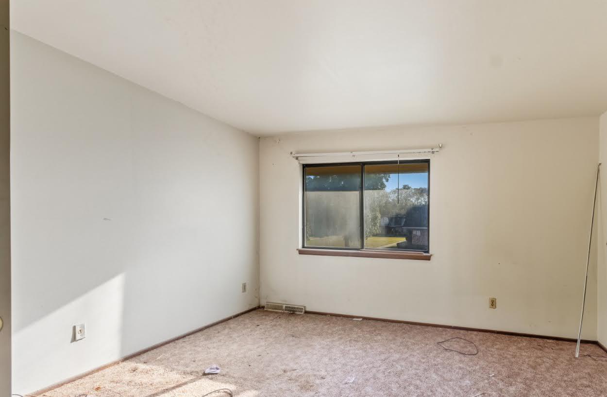 6254 West Port Avenue, Unit C18 Milwaukee, WI 53223 - Photo 14 of 17 Img93