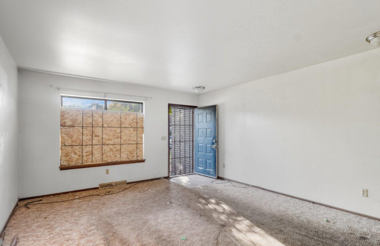 6254 West Port Avenue, Unit C18 Milwaukee, WI 53223 - Photo 4 of 17 Img83