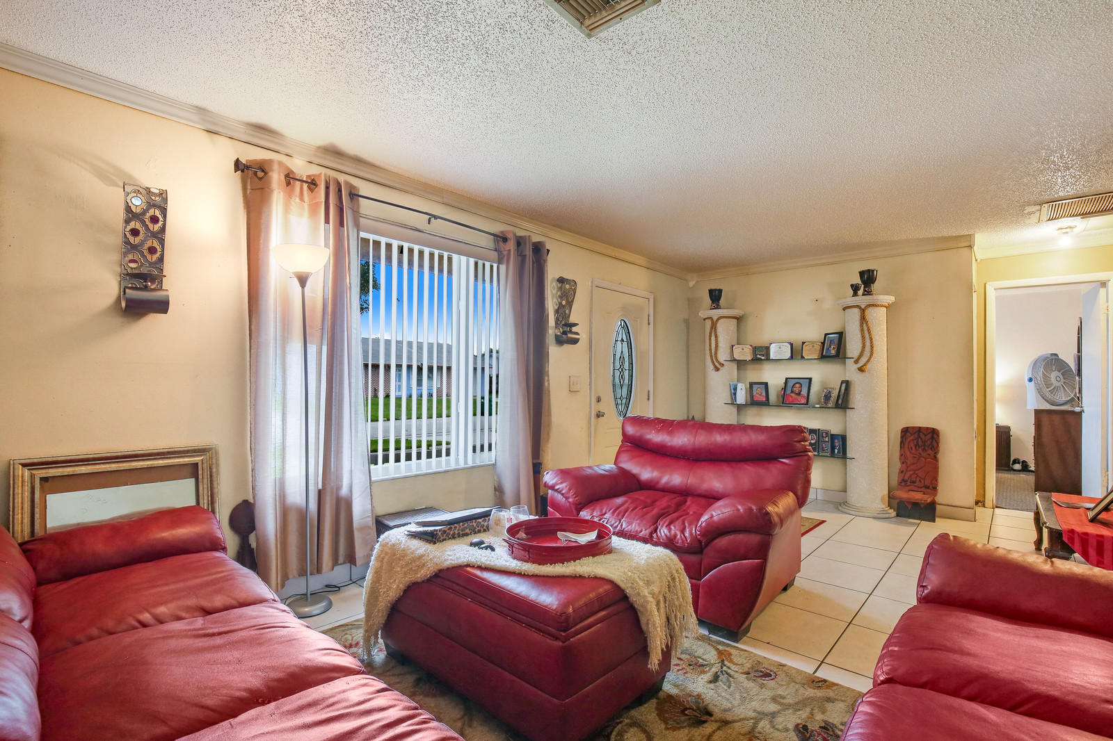 2304 Z Terrace Riviera Beach, FL 33404 - Photo 4 of 16 04_Image_4_of_16_mls