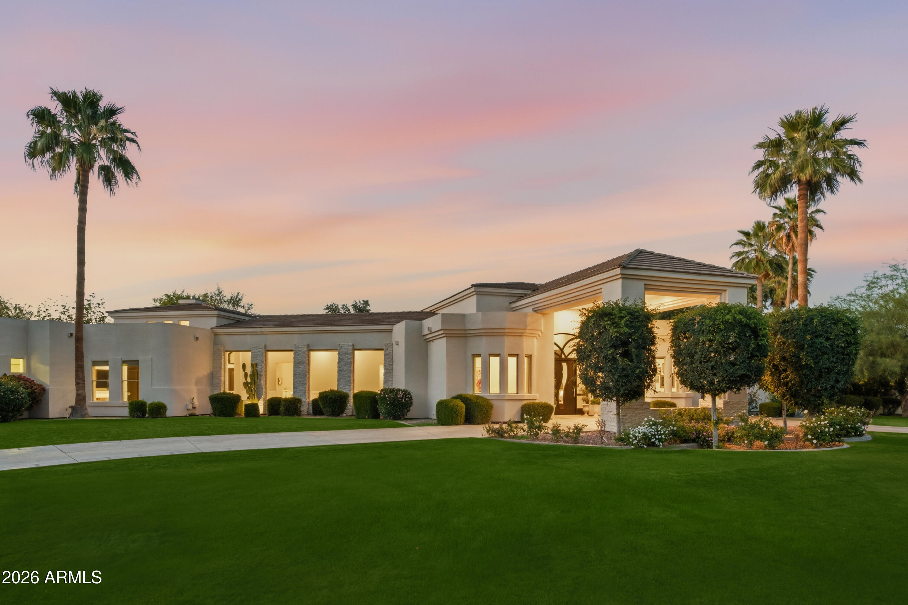 6702 East Sunnyvale Road Paradise Valley, AZ 85253 - Photo 3 of 33 Twilight Exterior