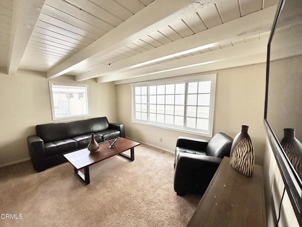 113 Los Robles Street Oxnard, CA 93035 - Photo 28 of 37