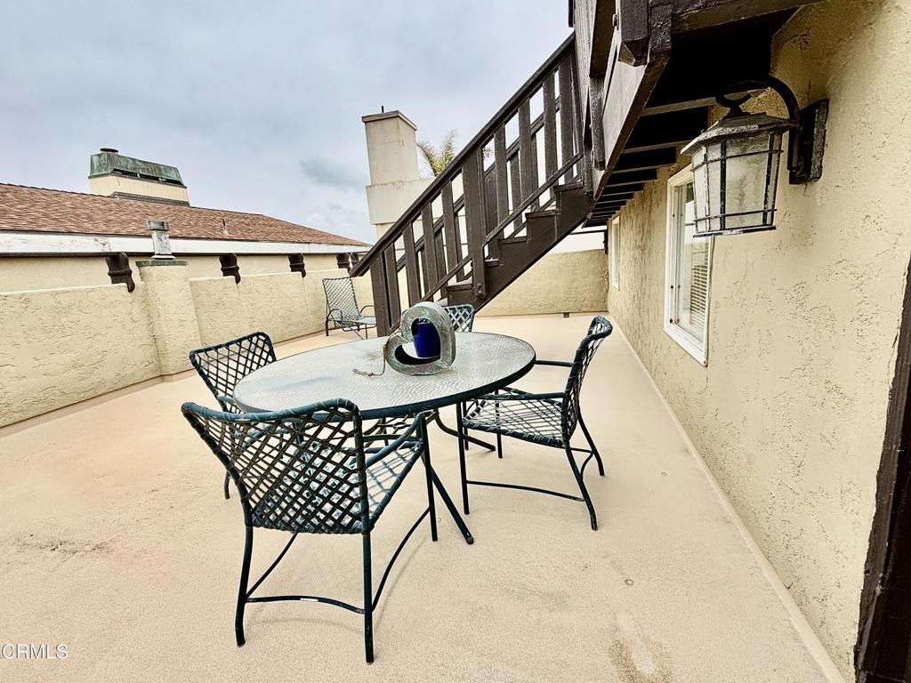 113 Los Robles Street Oxnard, CA 93035 - Photo 33 of 37