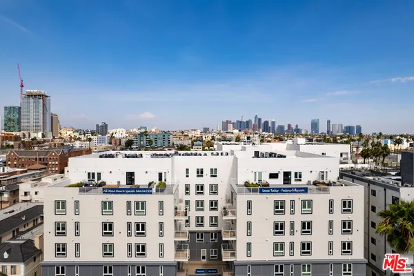 $1,906 | 839 Fedora Street, Unit 301A, Los Angeles, CA 90005