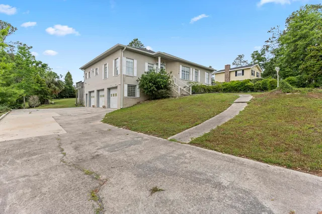 $300,000 | 186 Northwest Whispering Pines Loop, Madison, FL 32340