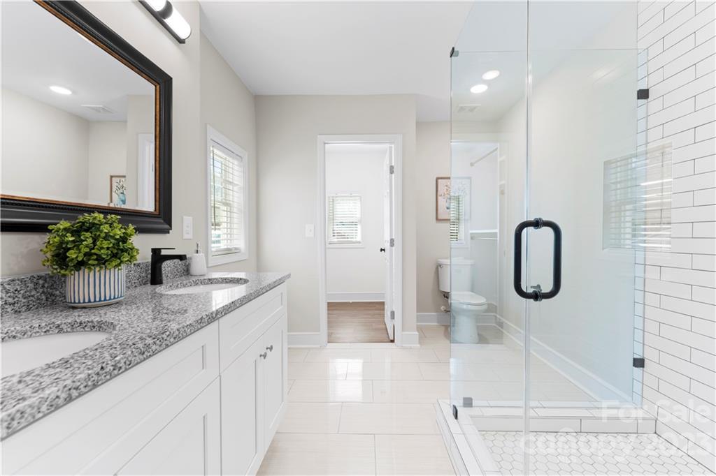556 Bowman Road Charlotte, NC 28217 - Photo 11 of 25 Gallery Image 11