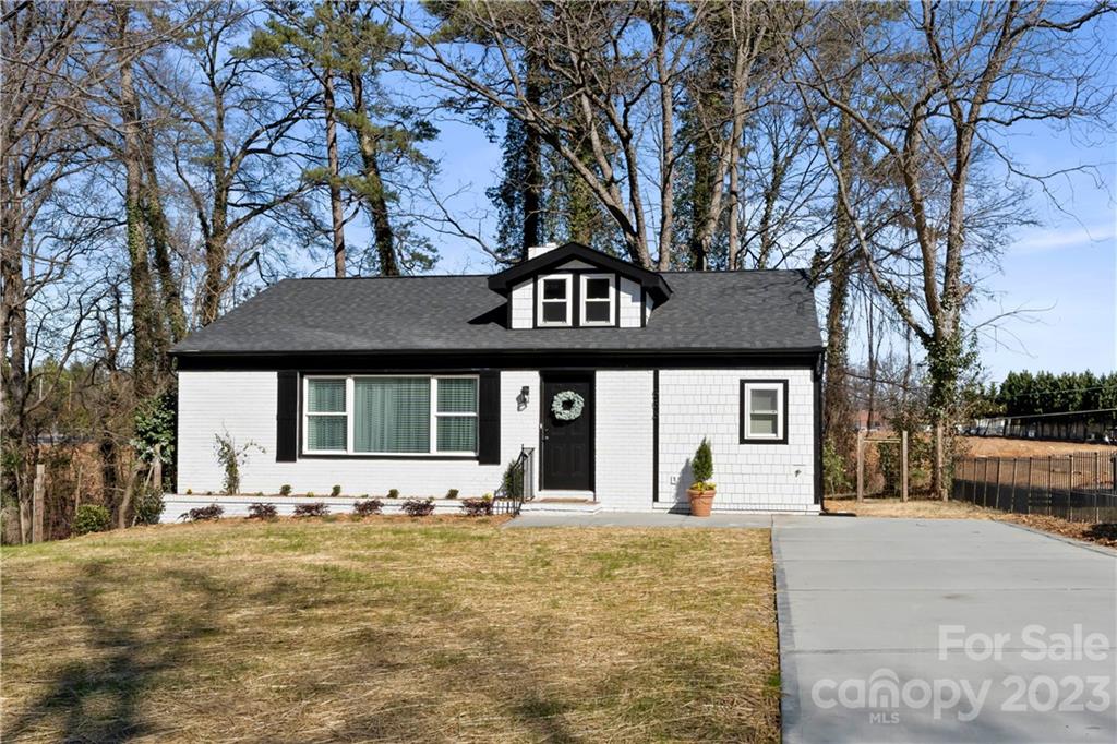 556 Bowman Road Charlotte, NC 28217 - Photo 21 of 25 Gallery Image 21