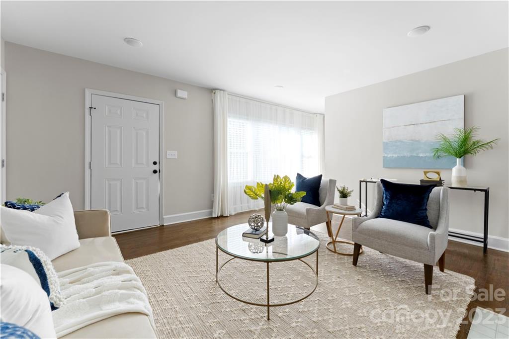 556 Bowman Road Charlotte, NC 28217 - Photo 4 of 25 Gallery Image 4