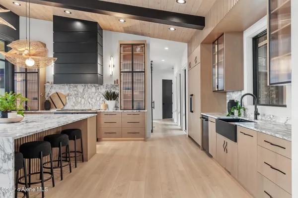 $7,495,000 | 220 South Millview Lane, Coeur D'Alene, ID 83814